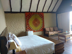RUSTICA TARAPOTO 度假酒店設有泳池和 Mirador 餐廳