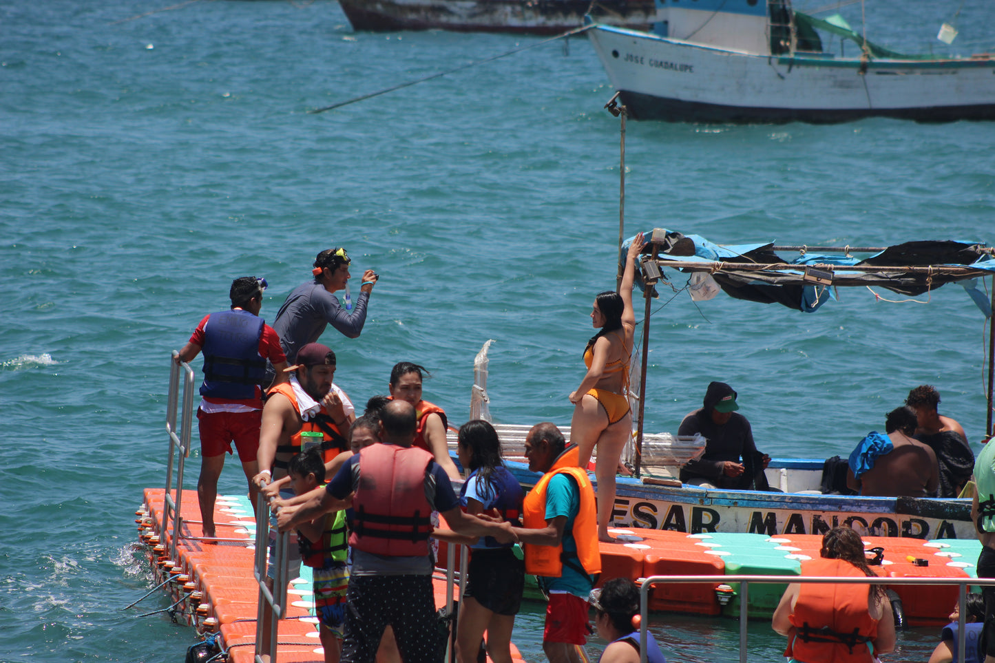 PAQ ESPADA A 5 MINUTOS DEL MAR EN MÁNCORA ~ Desde