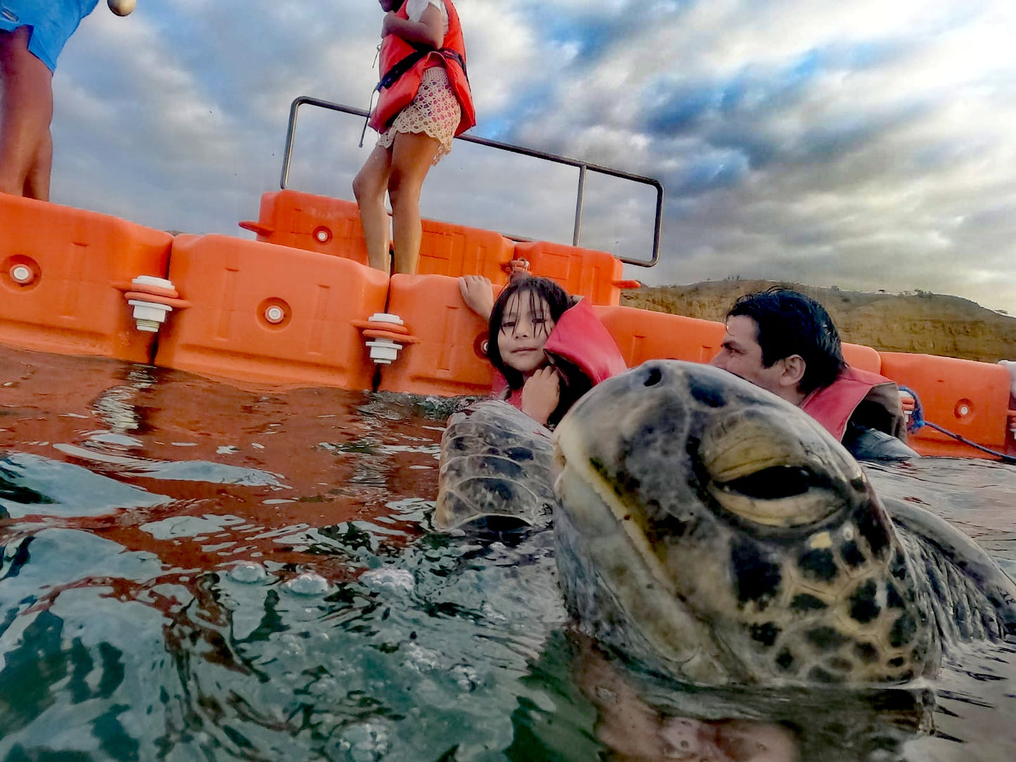 PAQ ESPADA A 5 MINUTOS DEL MAR EN MÁNCORA ~ Desde