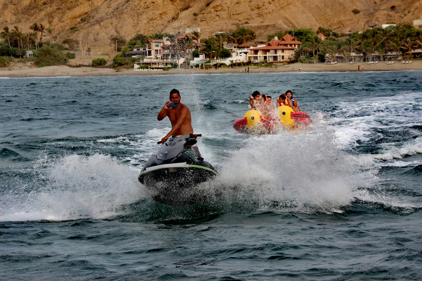 COASTAL RIDE IN BANANA