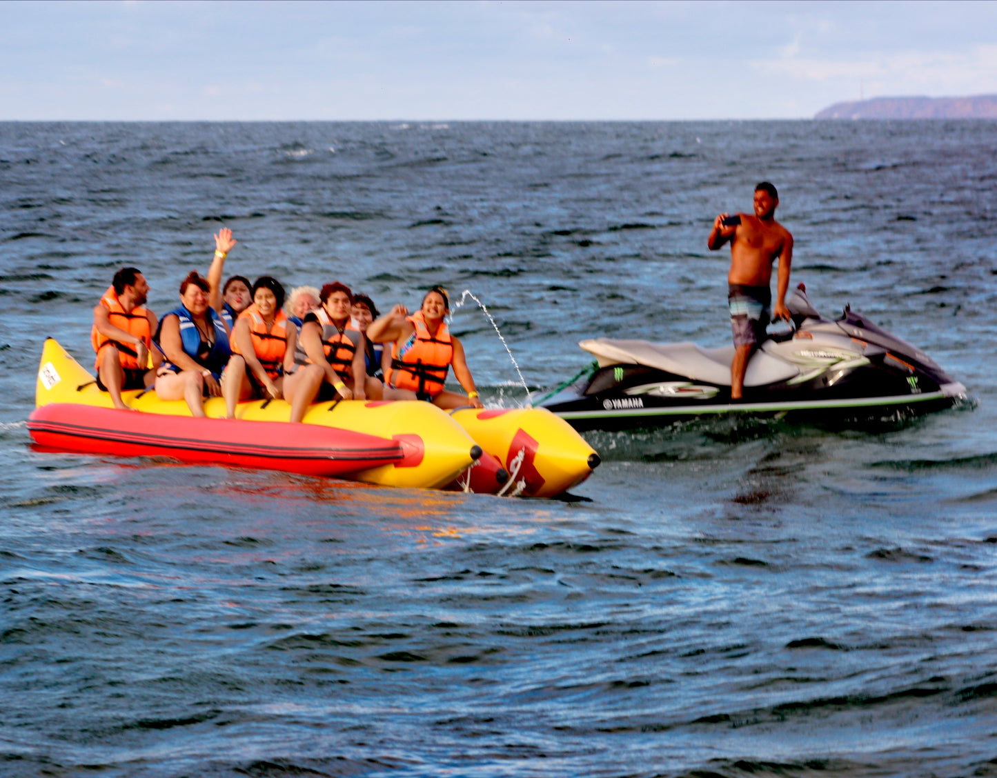 PAQ ESPADA A 5 MINUTOS DEL MAR EN MÁNCORA ~ Desde