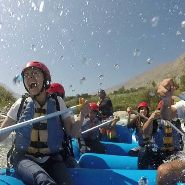 CANOTAJE EXTREMO EN EL RÍO MAYO