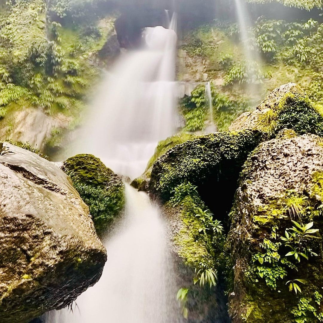 GIORNATA INTERA CASCATA EL BREO