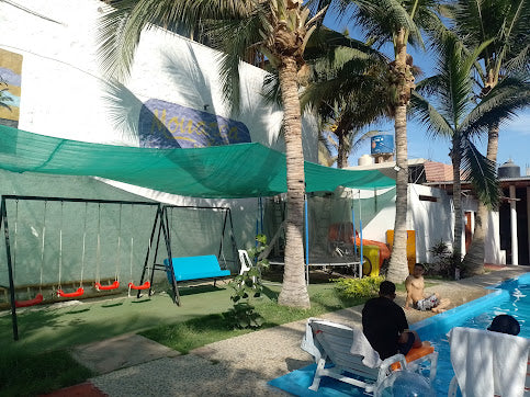 HOSPEDAJE CALIFORNIA BEACH CON PISCINA Y RESTAURANTE VISTA AL MAR EN MÁNCORA