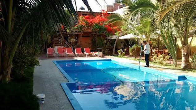 HOSPEDAJE CALIFORNIA BEACH CON PISCINA Y RESTAURANTE VISTA AL MAR EN MÁNCORA