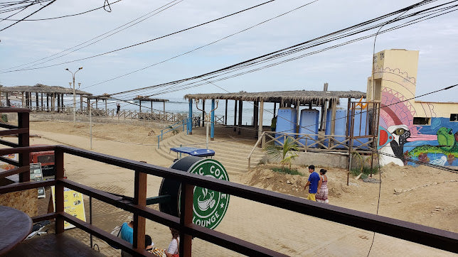 HOSPEDAJE CALIFORNIA BEACH CON PISCINA Y RESTAURANTE VISTA AL MAR EN MÁNCORA