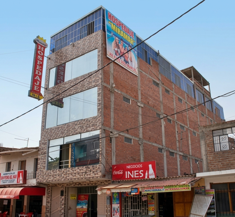 HOSPEDAJE MARIA DEL MAR A 5 MINUTOS DE LA PLAYA DE MÁNCORA