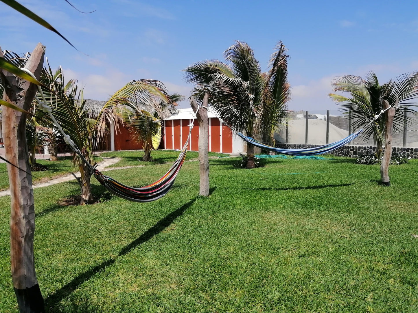 HOTEL DE PLAYA LOS VIENTOS DE VICHAYITO CON PISCINA Y RESTAURANTE VISTA AL MAR