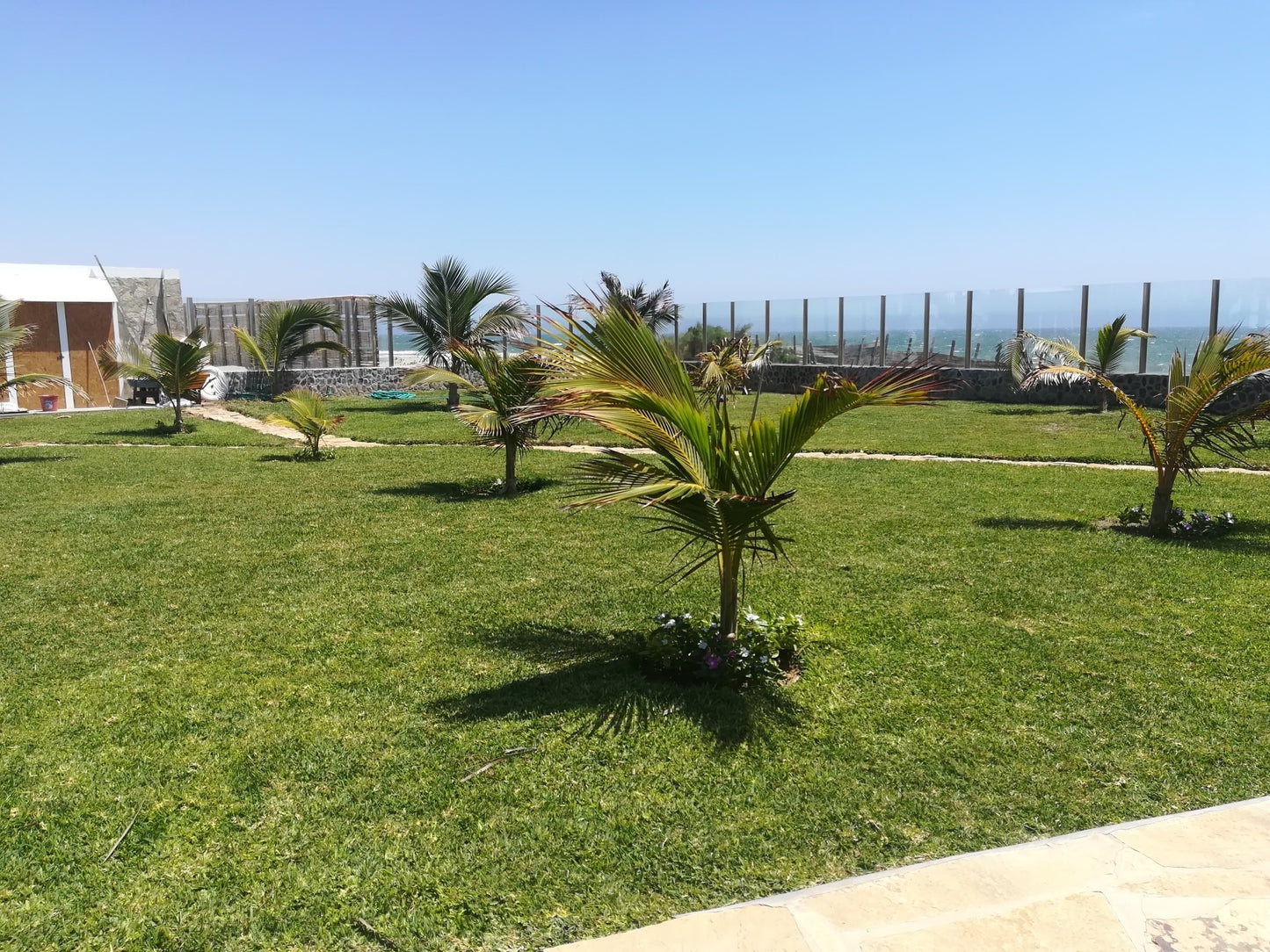 HOTEL DE PLAYA LOS VIENTOS DE VICHAYITO CON PISCINA Y RESTAURANTE VISTA AL MAR