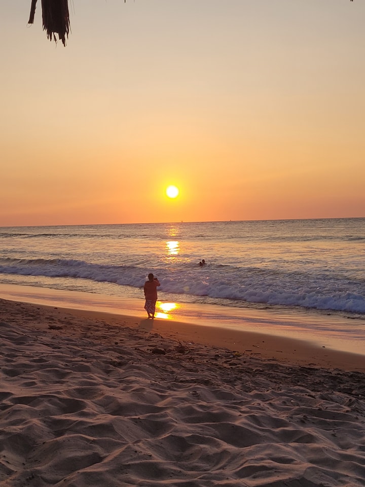 HOTEL DE PLAYA LOS VIENTOS DE VICHAYITO CON PISCINA Y RESTAURANTE VISTA AL MAR