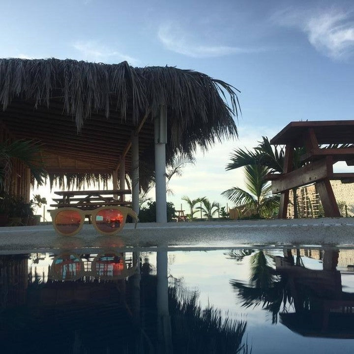 HOTEL DE PLAYA LOS VIENTOS DE VICHAYITO CON PISCINA Y RESTAURANTE VISTA AL MAR