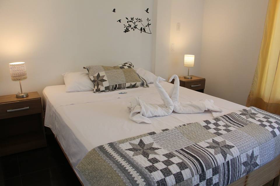 HOTEL DE PLAYA VILLAMOR CON PISCINA Y RESTAURANTE A 2 MINUTOS DEL MAR EN MANCORA