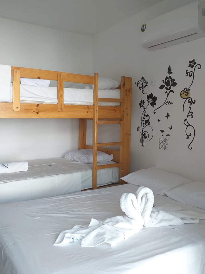 HOTEL DE PLAYA VILLAMOR CON PISCINA Y RESTAURANTE A 2 MINUTOS DEL MAR EN MANCORA