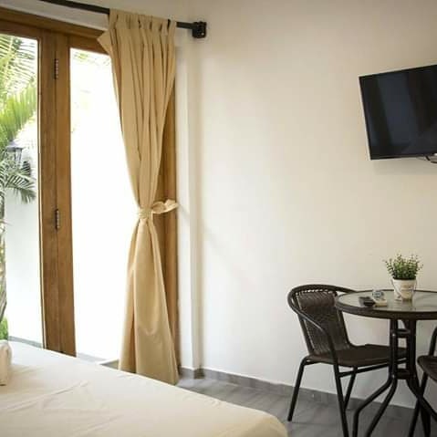 HOTEL DE PLAYA VILLAMOR CON PISCINA Y RESTAURANTE A 2 MINUTOS DEL MAR EN MANCORA