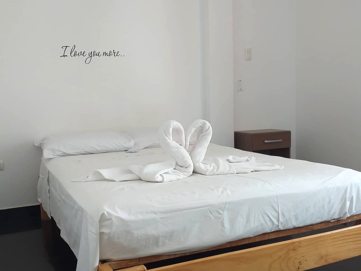 HOTEL DE PLAYA VILLAMOR CON PISCINA Y RESTAURANTE A 2 MINUTOS DEL MAR EN MANCORA