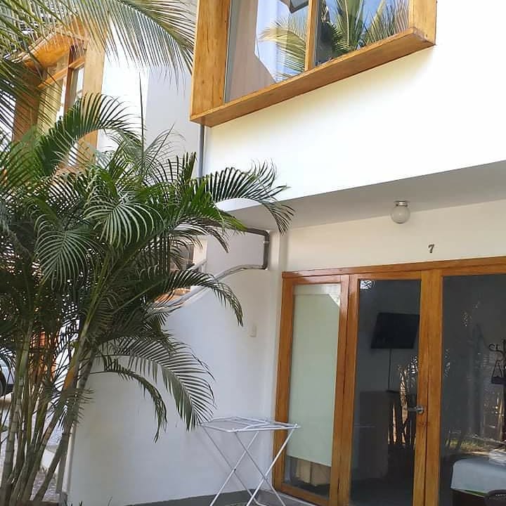 HOTEL DE PLAYA VILLAMOR CON PISCINA Y RESTAURANTE A 2 MINUTOS DEL MAR EN MANCORA