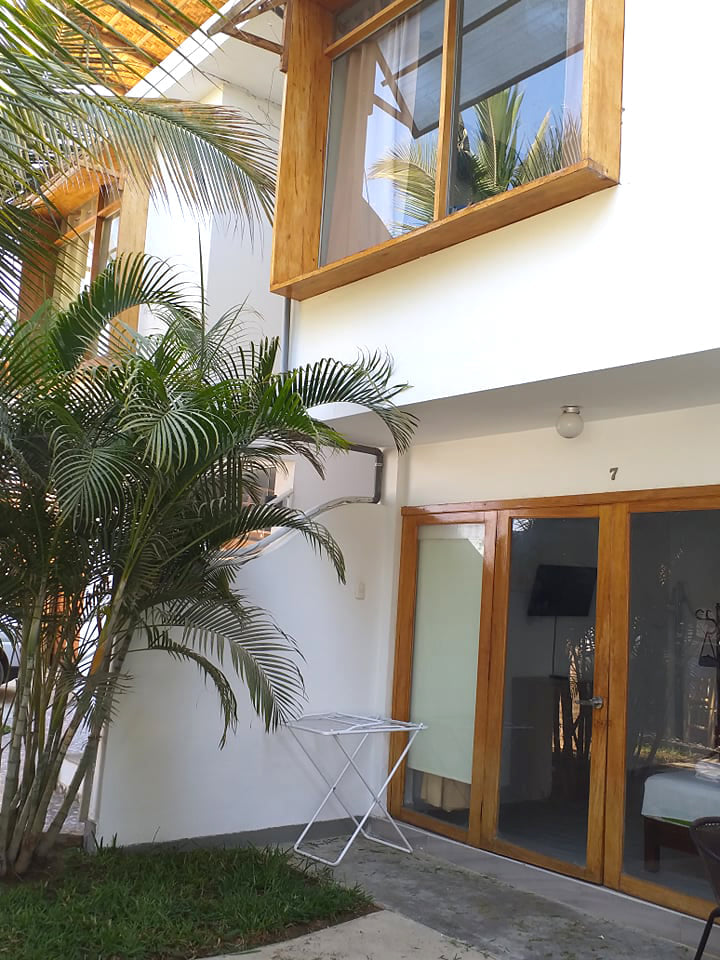 HOTEL DE PLAYA VILLAMOR CON PISCINA Y RESTAURANTE A 2 MINUTOS DEL MAR EN MANCORA