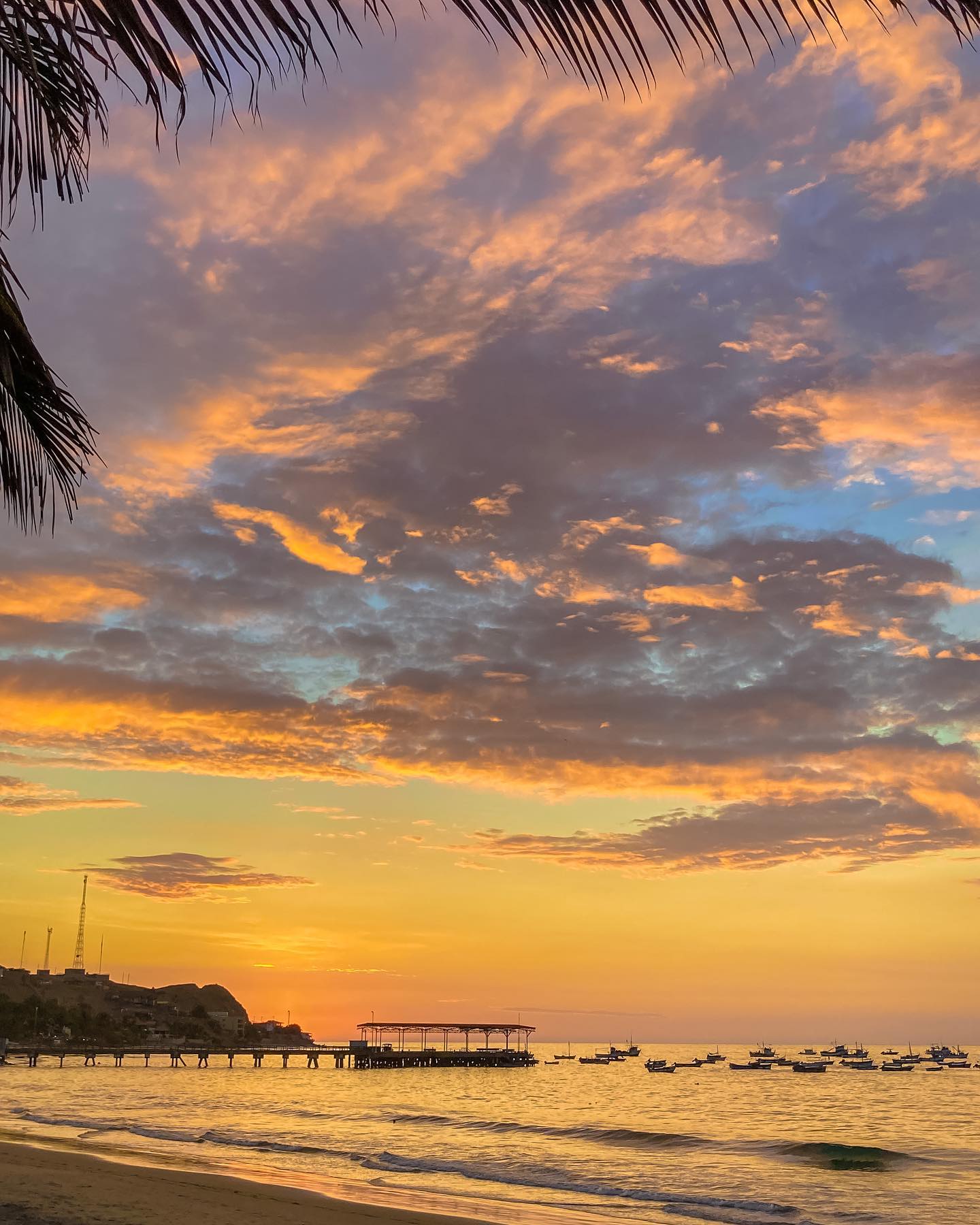HOTEL DE PLAYA VILLAMOR CON PISCINA Y RESTAURANTE A 2 MINUTOS DEL MAR EN MANCORA