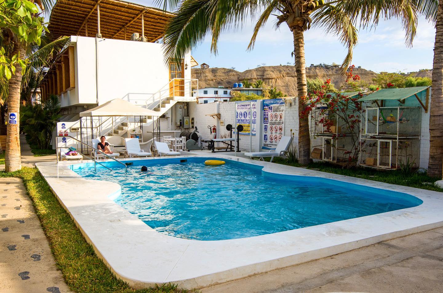 HOTEL DE PLAYA VILLAMOR CON PISCINA Y RESTAURANTE A 2 MINUTOS DEL MAR EN MANCORA