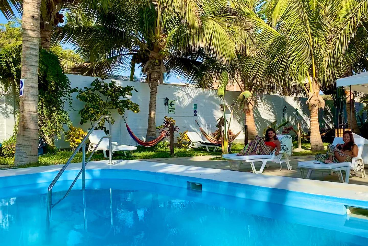 HOTEL DE PLAYA VILLAMOR CON PISCINA Y RESTAURANTE A 2 MINUTOS DEL MAR EN MANCORA