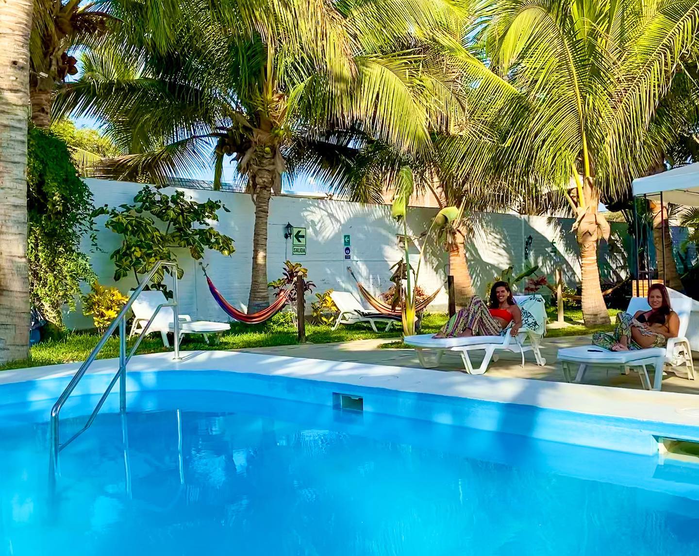 HOTEL DE PLAYA VILLAMOR CON PISCINA Y RESTAURANTE A 2 MINUTOS DEL MAR EN MANCORA