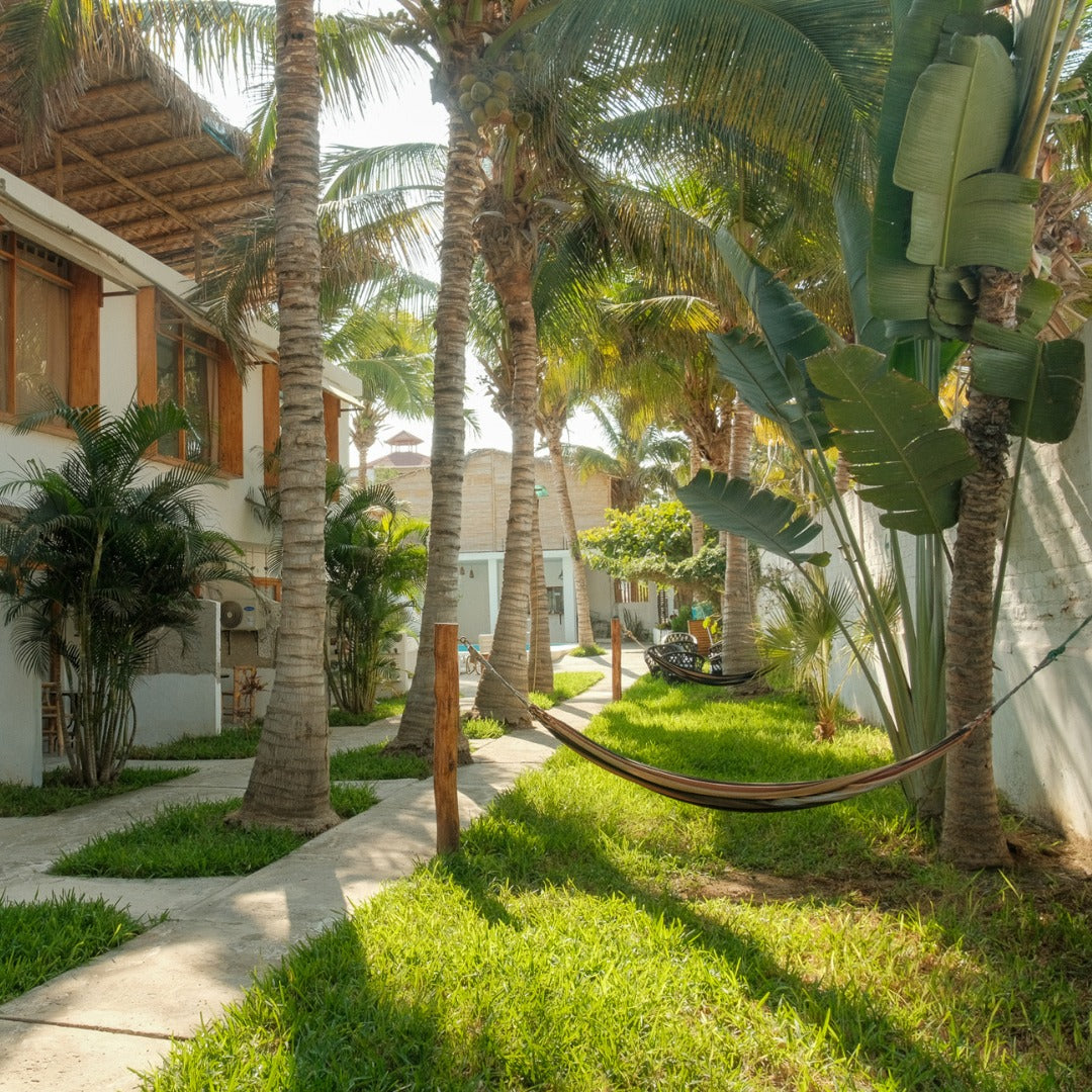 HOTEL DE PLAYA VILLAMOR CON PISCINA Y RESTAURANTE A 2 MINUTOS DEL MAR EN MANCORA