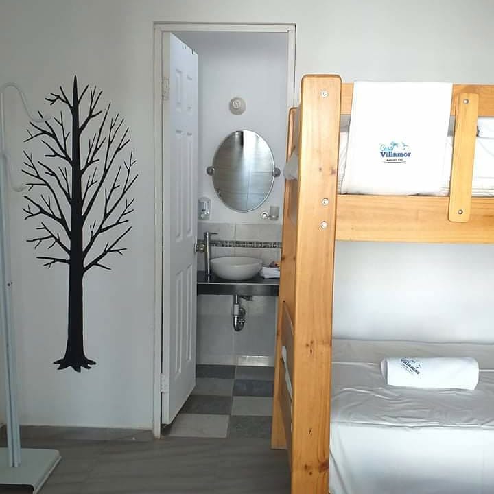 HOTEL DE PLAYA VILLAMOR CON PISCINA Y RESTAURANTE A 2 MINUTOS DEL MAR EN MANCORA