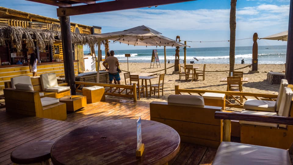 HOTEL DE PLAYA DEL WAWA CON RESTAURANTE VISTA AL MAR EN MANCORA