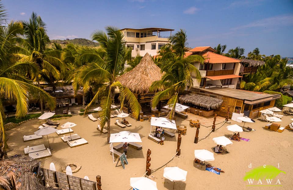 HOTEL DE PLAYA DEL WAWA CON RESTAURANTE VISTA AL MAR EN MANCORA