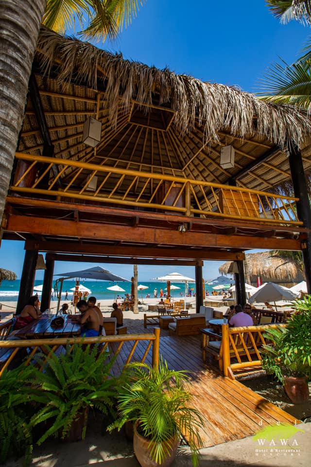 HOTEL DE PLAYA DEL WAWA CON RESTAURANTE VISTA AL MAR EN MANCORA