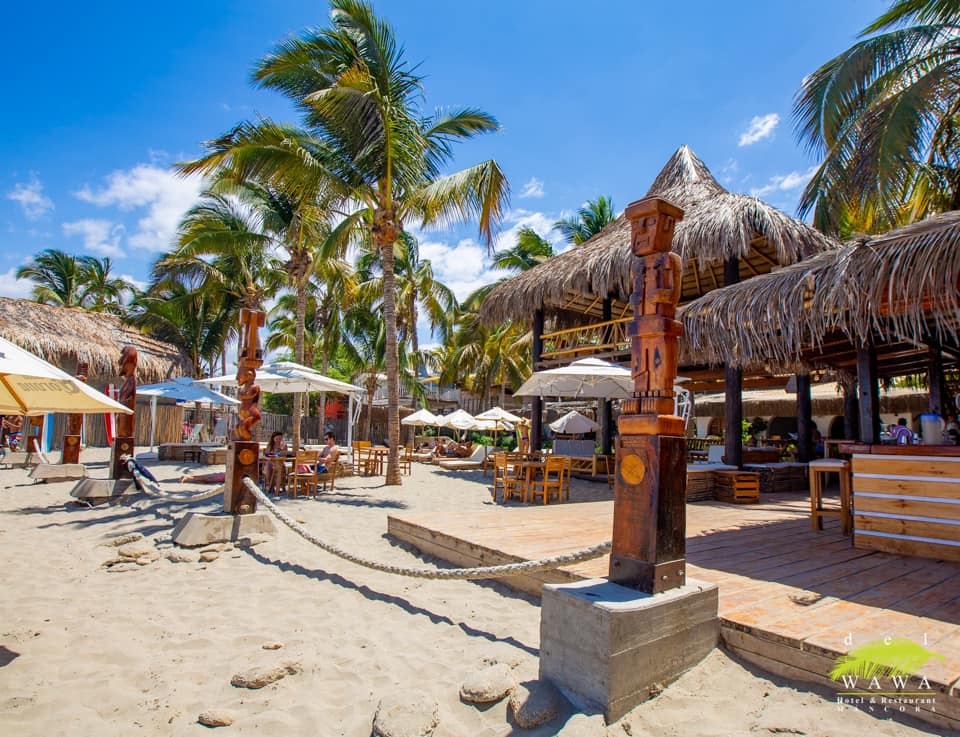 HOTEL DE PLAYA DEL WAWA CON RESTAURANTE VISTA AL MAR EN MANCORA