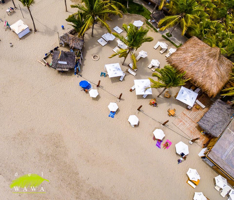 HOTEL DE PLAYA DEL WAWA CON RESTAURANTE VISTA AL MAR EN MANCORA
