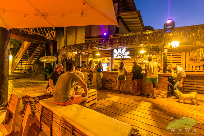 HOTEL DE PLAYA DEL WAWA CON RESTAURANTE VISTA AL MAR EN MANCORA
