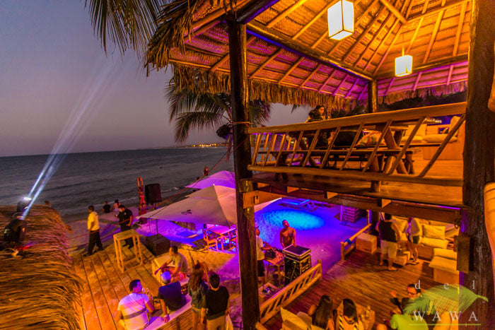 HOTEL DE PLAYA DEL WAWA CON RESTAURANTE VISTA AL MAR EN MANCORA