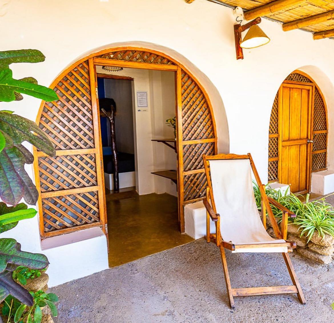 HOTEL DE PLAYA DEL WAWA CON RESTAURANTE VISTA AL MAR EN MANCORA