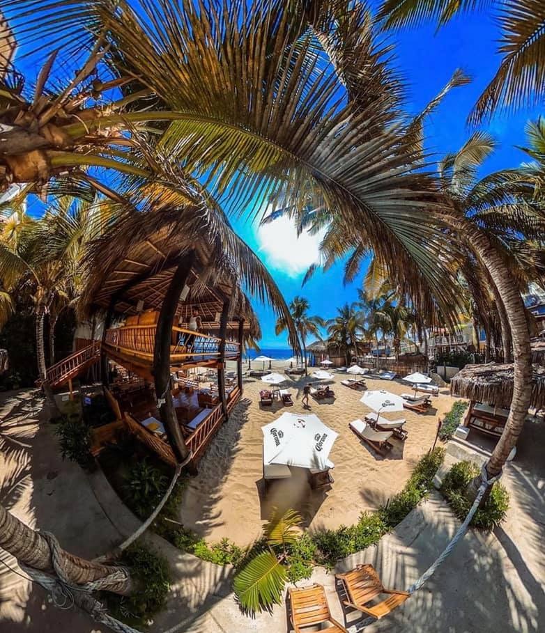 HOTEL DE PLAYA DEL WAWA CON RESTAURANTE VISTA AL MAR EN MANCORA