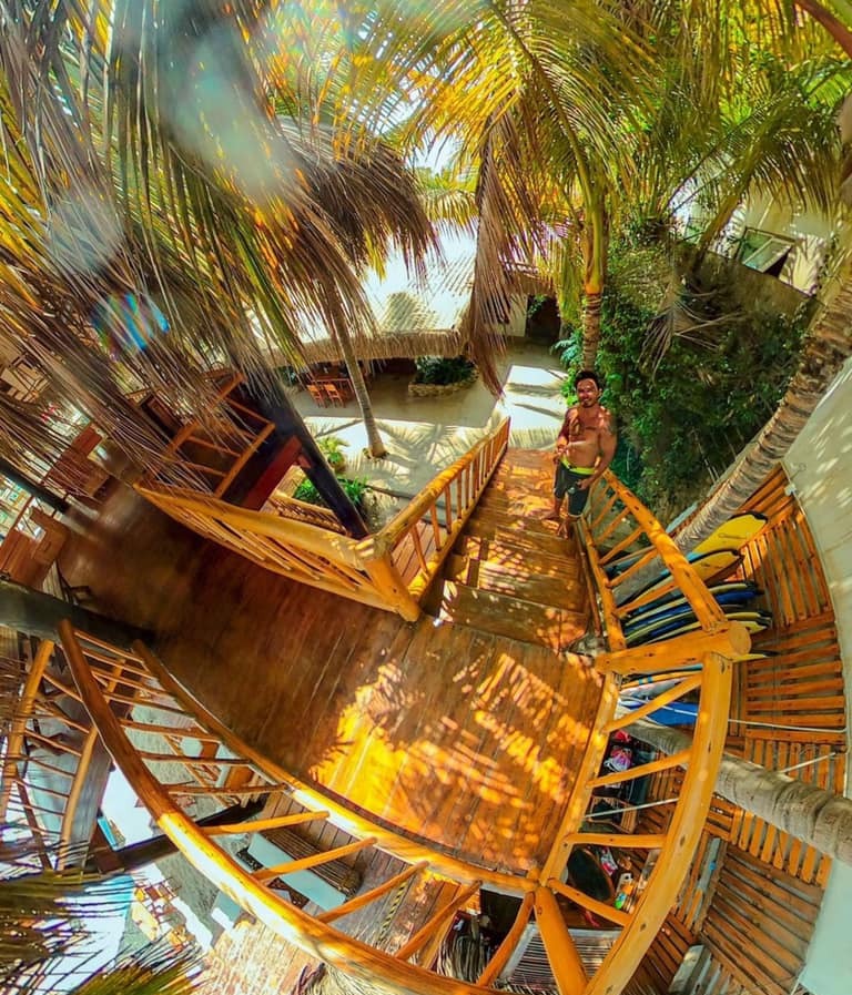 HOTEL DE PLAYA DEL WAWA CON RESTAURANTE VISTA AL MAR EN MANCORA