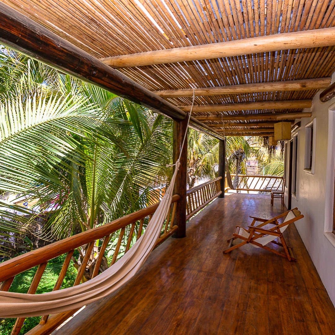 HOTEL DE PLAYA DEL WAWA CON RESTAURANTE VISTA AL MAR EN MANCORA