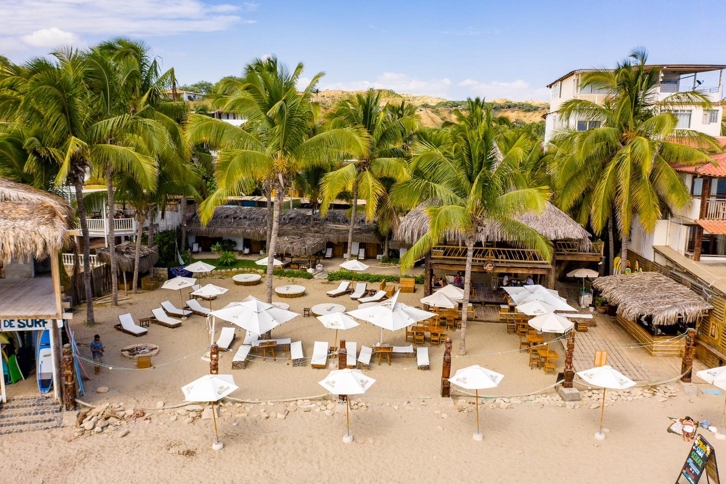 HOTEL DE PLAYA DEL WAWA CON RESTAURANTE VISTA AL MAR EN MANCORA