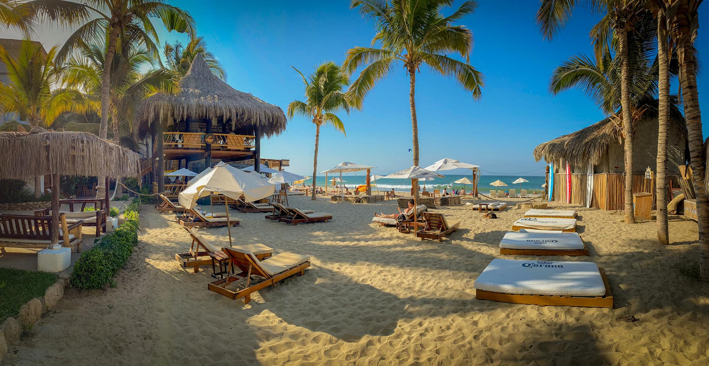 HOTEL DE PLAYA DEL WAWA CON RESTAURANTE VISTA AL MAR EN MANCORA