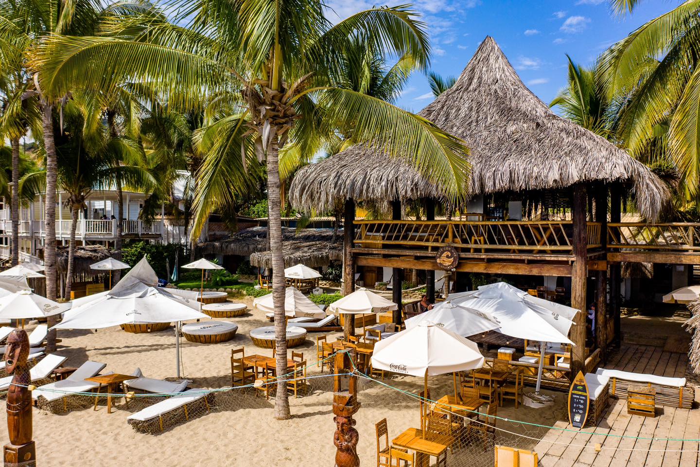 HOTEL DE PLAYA DEL WAWA CON RESTAURANTE VISTA AL MAR EN MANCORA
