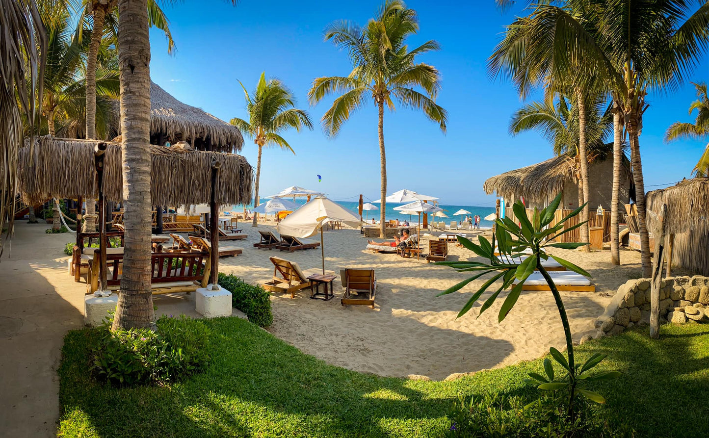 HOTEL DE PLAYA DEL WAWA CON RESTAURANTE VISTA AL MAR EN MANCORA