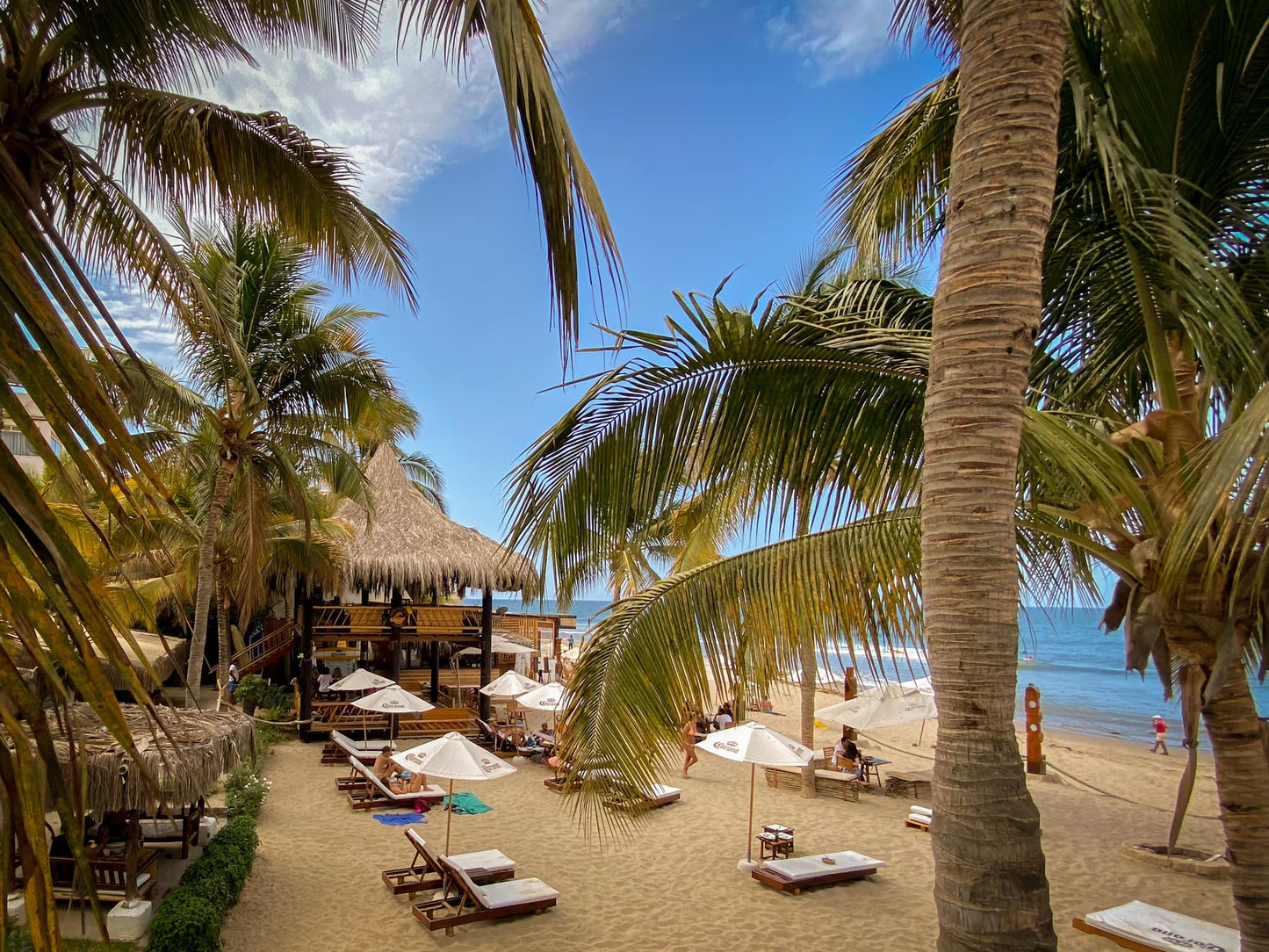 HOTEL DE PLAYA DEL WAWA CON RESTAURANTE VISTA AL MAR EN MANCORA