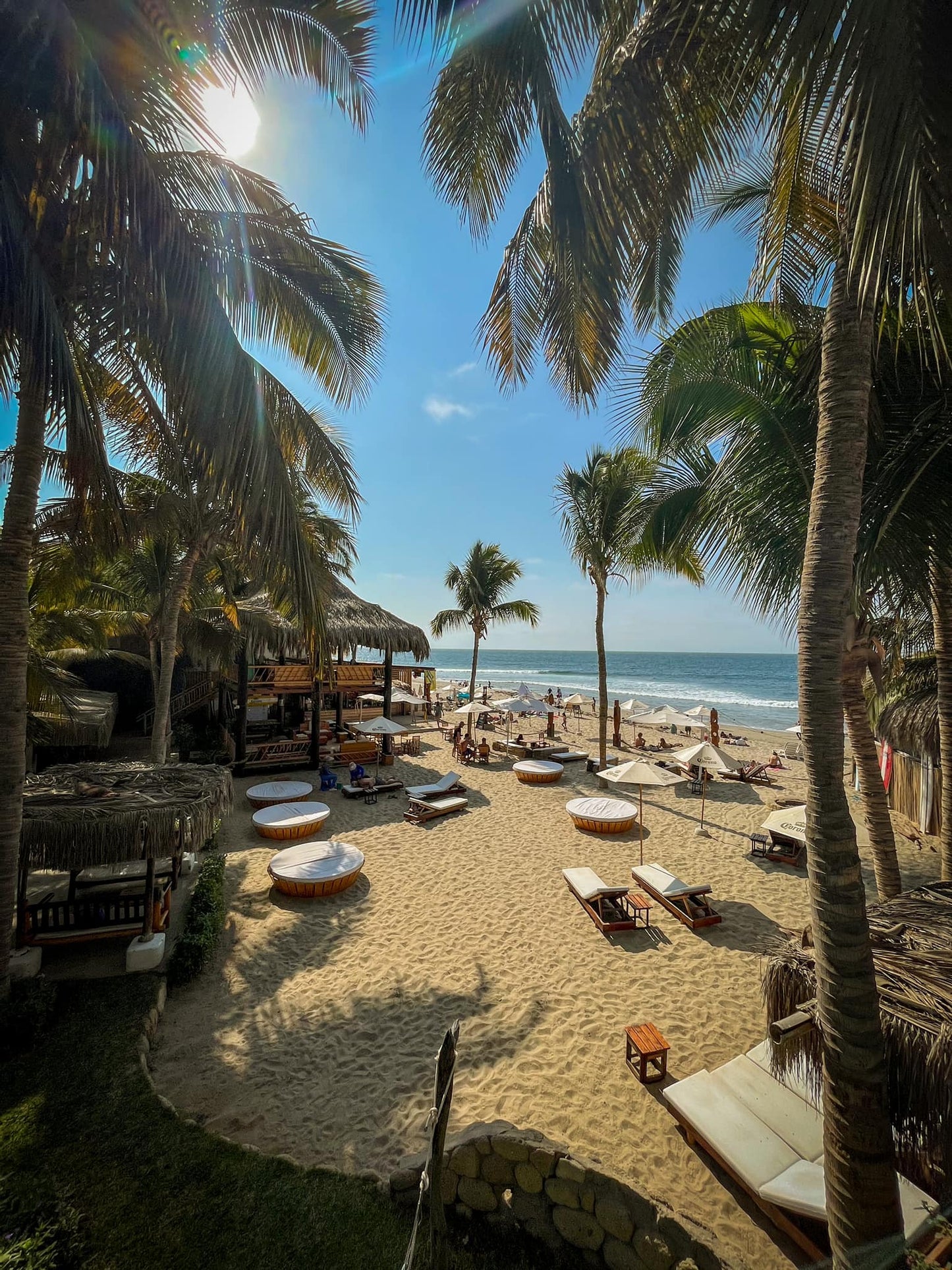 HOTEL DE PLAYA DEL WAWA CON RESTAURANTE VISTA AL MAR EN MANCORA