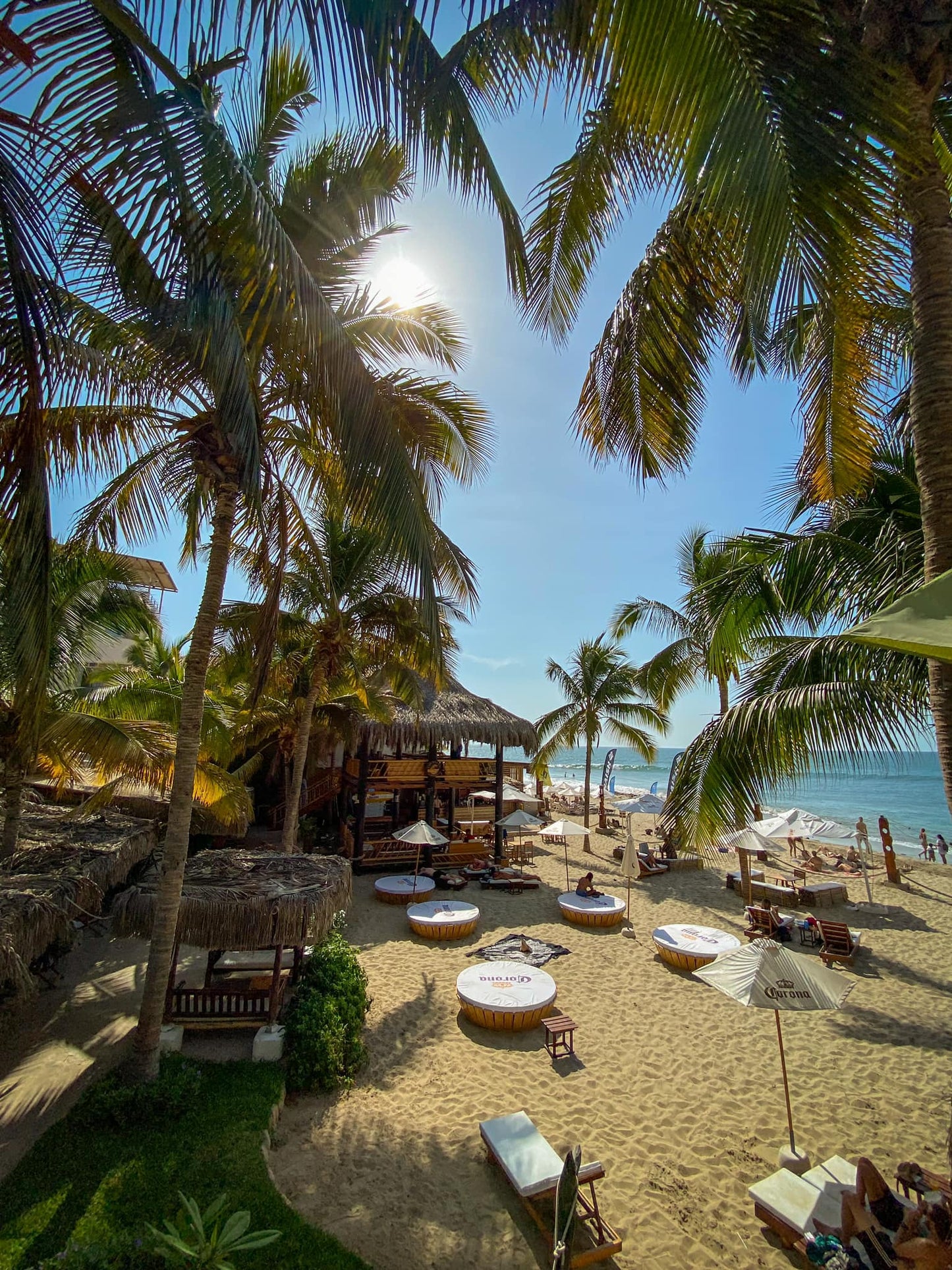 HOTEL DE PLAYA DEL WAWA CON RESTAURANTE VISTA AL MAR EN MANCORA