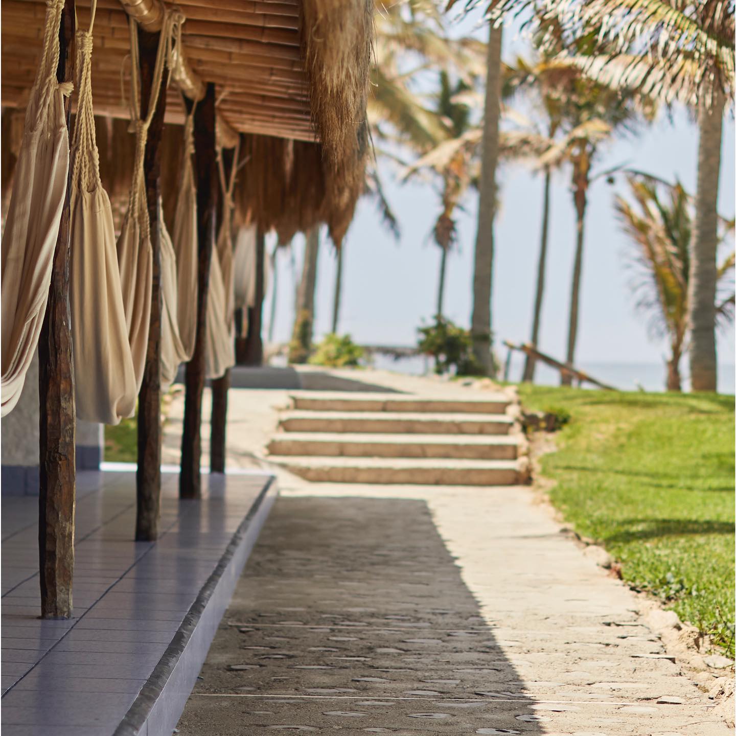 HOTEL DE PLAYA LAS POCITAS CON PISCINA Y RESTAURANTE VISTA AL MAR