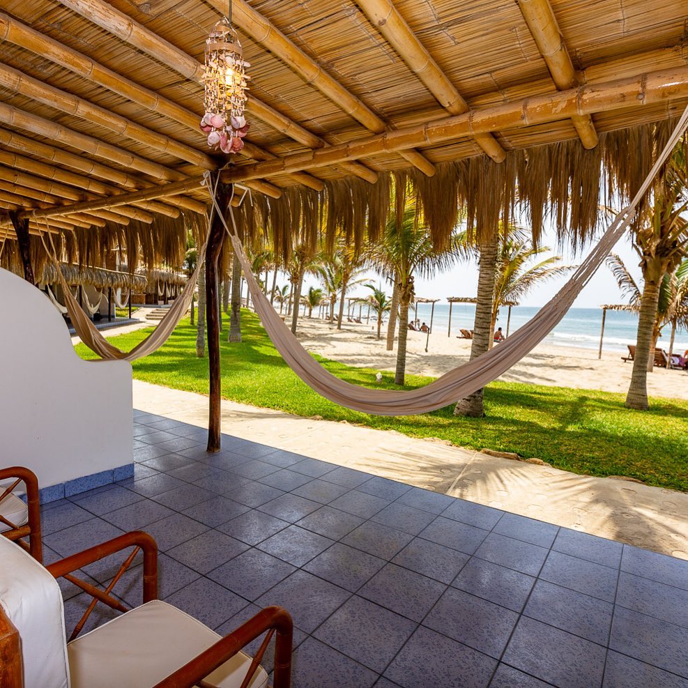 HOTEL DE PLAYA LAS POCITAS CON PISCINA Y RESTAURANTE VISTA AL MAR