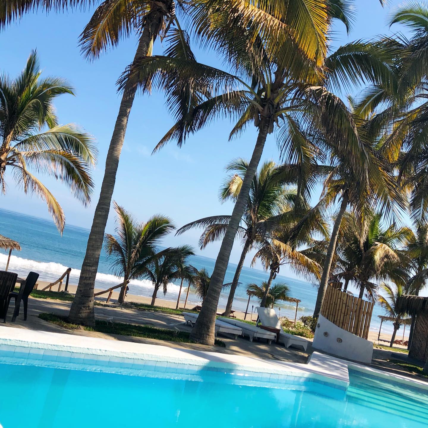 HOTEL DE PLAYA LAS POCITAS CON PISCINA Y RESTAURANTE VISTA AL MAR