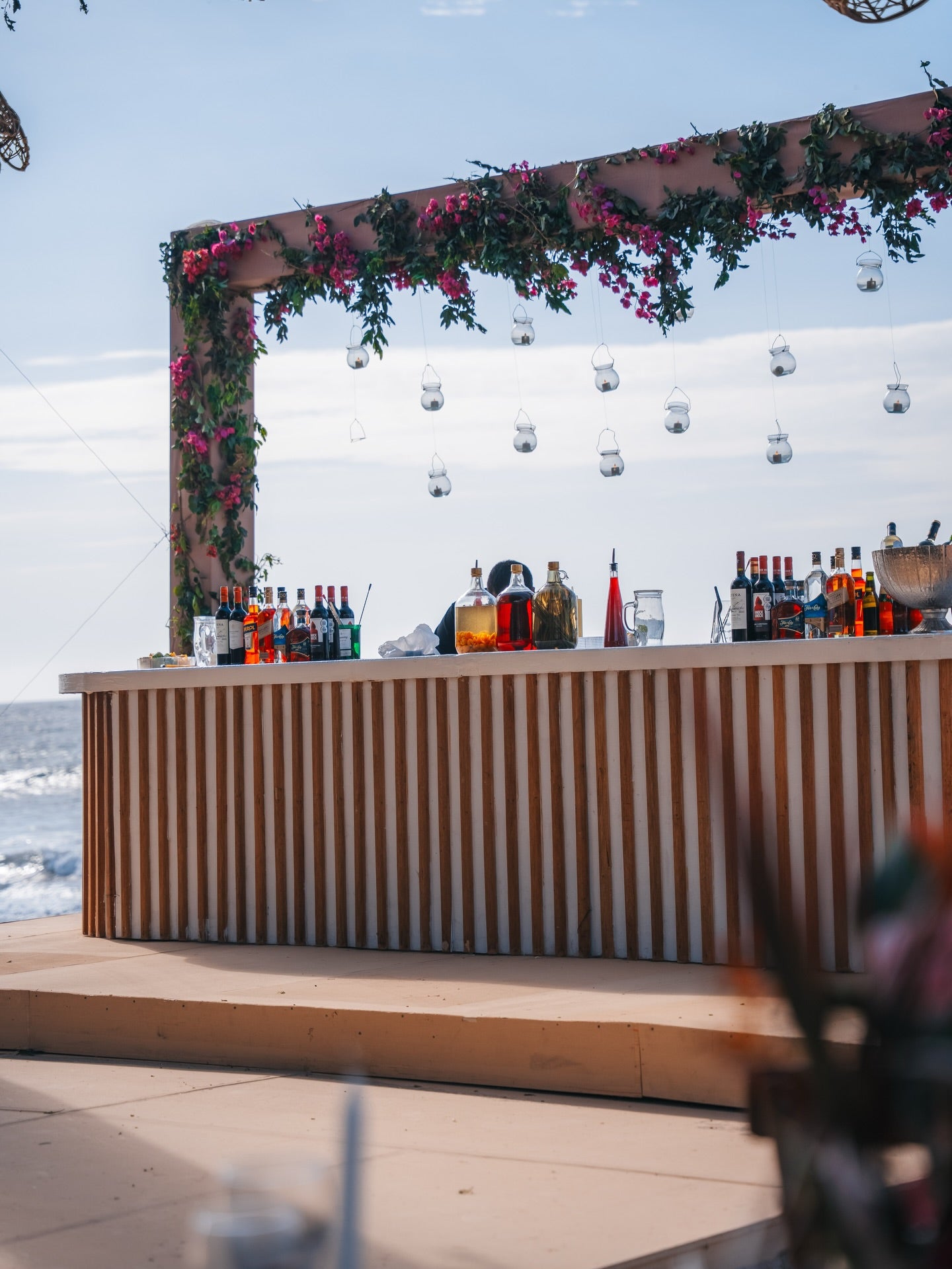 HOTEL DE PLAYA LAS POCITAS CON PISCINA Y RESTAURANTE VISTA AL MAR