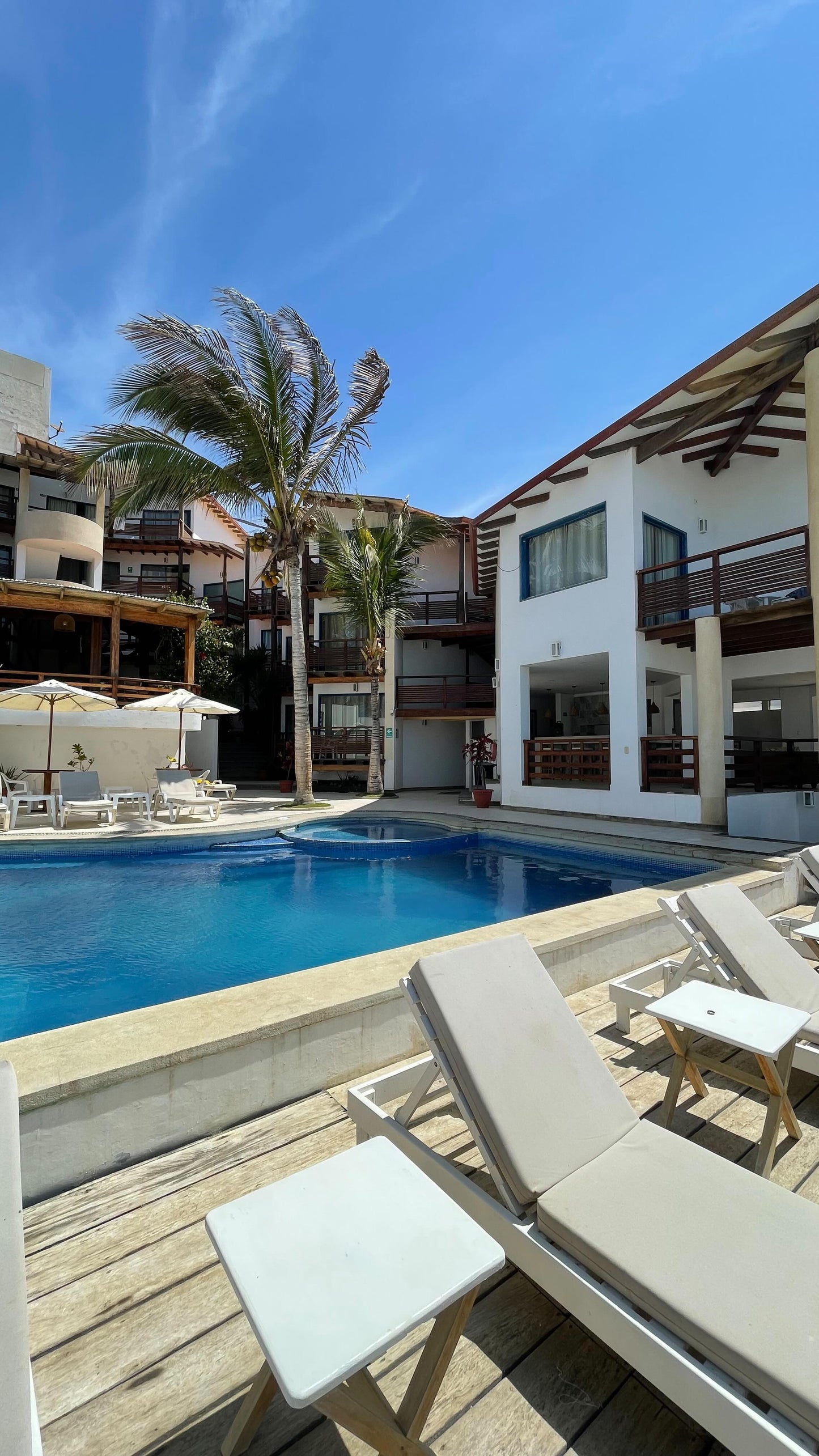 HOTEL PORTO DI SOL CON PISCINA Y RESTAURANTE VISTA AL MAR EN LAS POCITAS